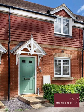 Wokingham - 2 bed House with garden